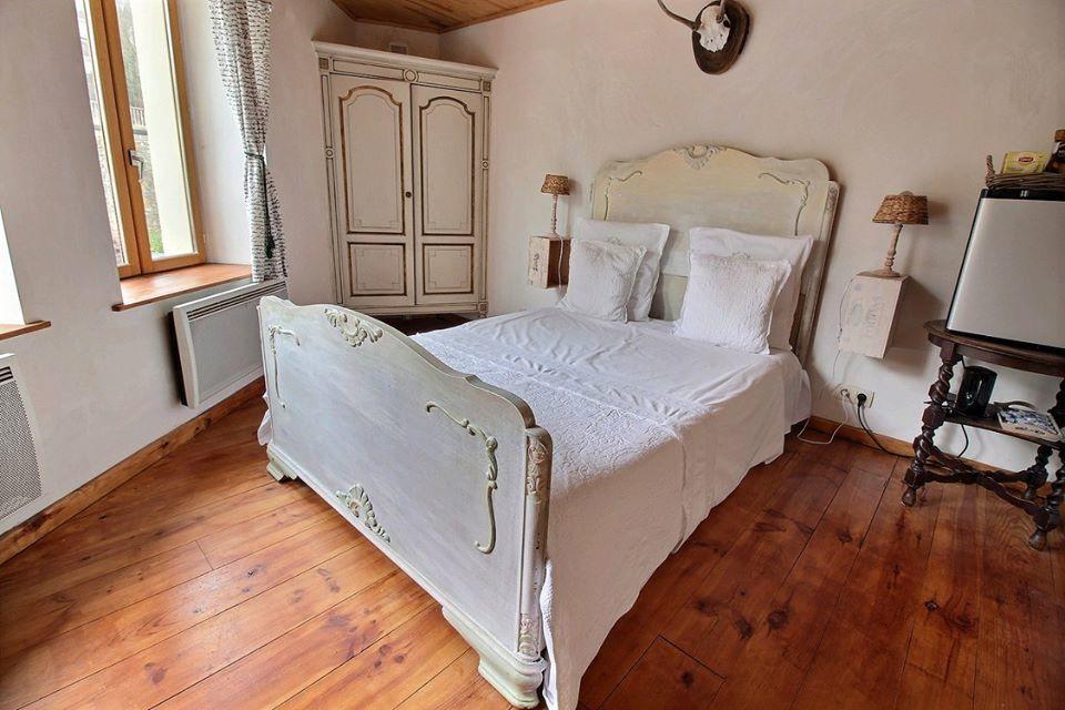 Golden Lion Bed & Breakfast Bouillon Exterior photo