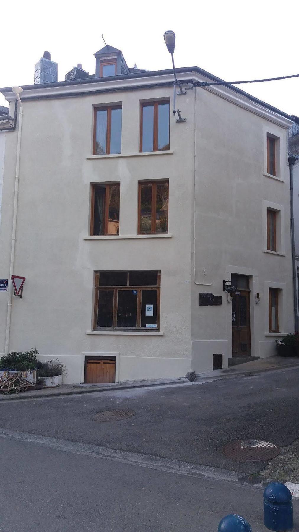 Golden Lion Bed & Breakfast Bouillon Exterior photo